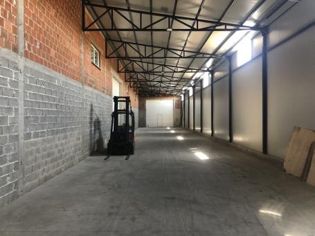 ZEMUN DOBANOVACKA PETLJA 400m2 , 1400e