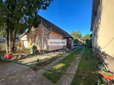 Na prodaju – Kuća sa zemljištem u centru Surčina