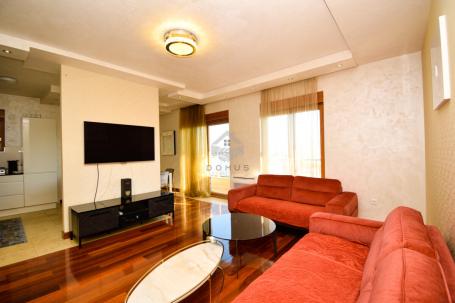 Četvorosoban stan 130m2, Centar - Podgorica
