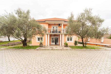 Poslovni objekat 260m2, Zabjelo - Podgorica