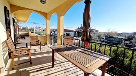House with 2 apartments in Galižana - view of the sea and Pula