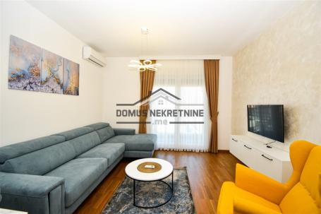 Dvosoban stan 68m2 + parking, Zabjelo – Podgorica