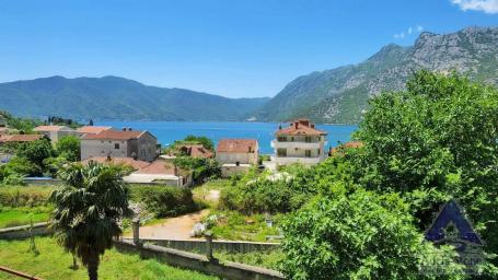Prodaja, Kuća, 192m2 , RISAN