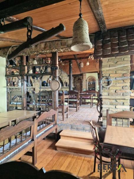 LOKAL OD 140 M2 NA ODLIČNOJ LOKACIJI U RUMENCI