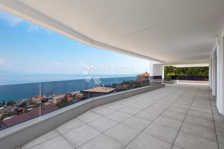 Flat Opatija - Centar, Opatija, 545,79m2