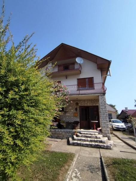 Haus Centar, Virovitica, 180m2