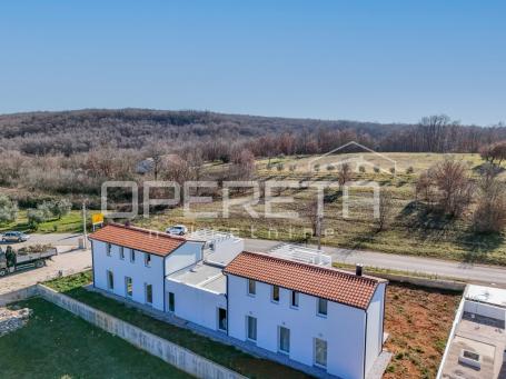 Prodaja, Kuća, Momjan, Momjan, Dvojni objekt, 231m2