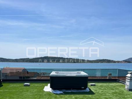 Stan 2s+ studio, 50m od mora, Srima