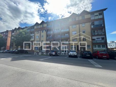 Prodaja, Ulični lokal, Beli Manastir, Trg Slobode, 248m2