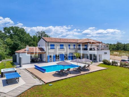 Istra, Višnjan- vila u autohtonom istarskom stilu