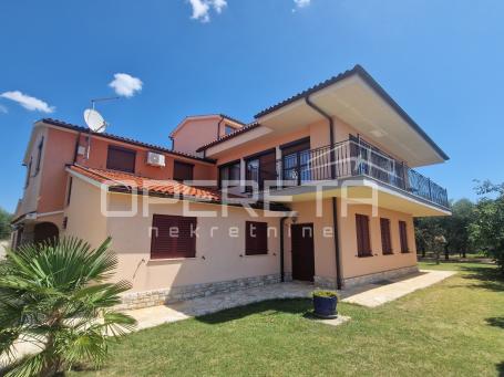 Istra, Galižana, apartmanska kuća + građevinsko zemljište, pogled na more