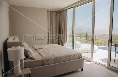 Prekrasna vila na Korčuli s panoramskim pogledom na more – 360 m2 luksuza