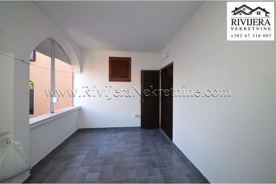 Apartment in Tivat Krasici 30 meters from the sea