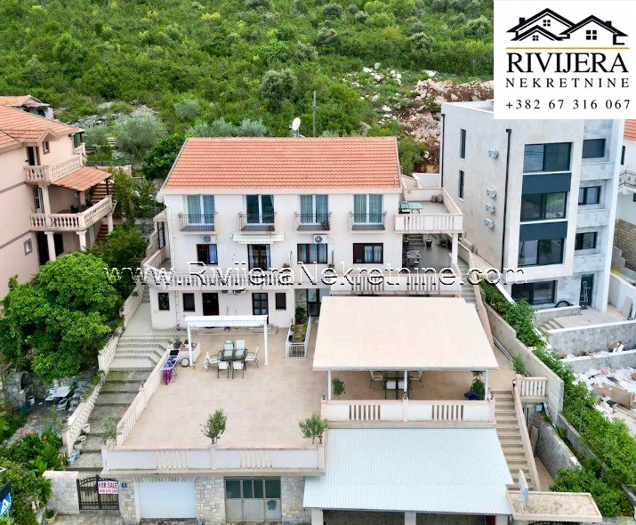 Na prodaju vila na obali mora Djurasevici opstina Tivat