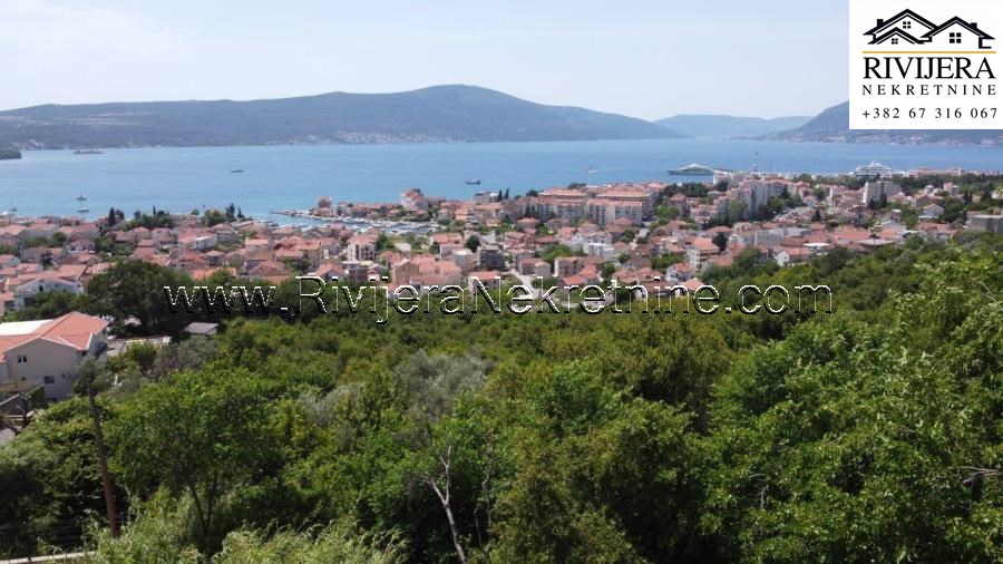 Na prodaju plac u Tivtu sa odobrenim projektom za izgradnju