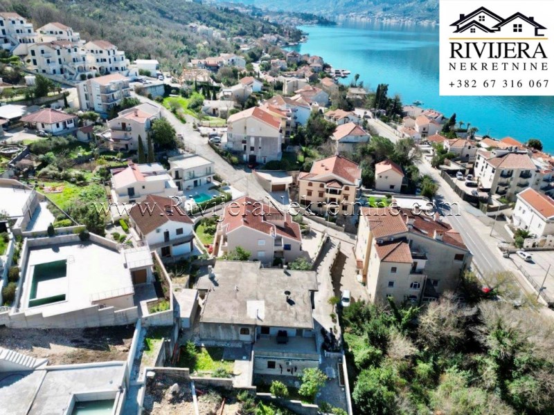For sale family house in Kotor