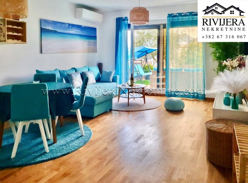 For sale a modern furnished one-bedroom apartment Tivat