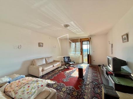 Kuća Sremčića, 12.44ari, mereno 380m2 ID#9964