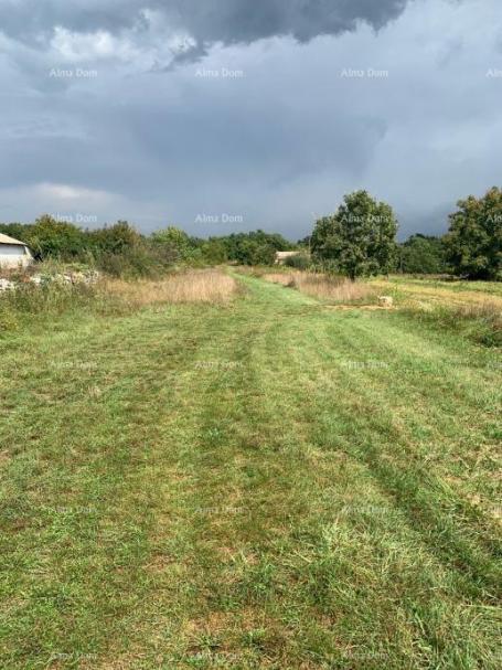 Građevinsko zemljište Prodaje se građevinska parcela, 520 m2, Svetvinčenat