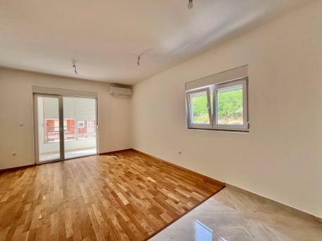 Prodaja Jednosobnog stana 43m² u Novoj Zgradi u Bečićima