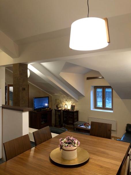 Prodaja dvosobnog stana 50 m² + vrt 30 m² – Stari Grad, Kotor
