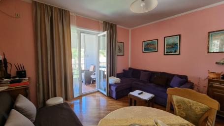 DVOSOBAN NAMEŠTEN STAN 50m2-BECICI