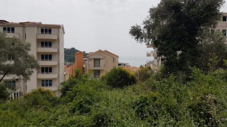 Odličan gradjevinski plac sa idejnim projektom vile na izuzetnoj lokaciji u Petrovcu, (Budva)