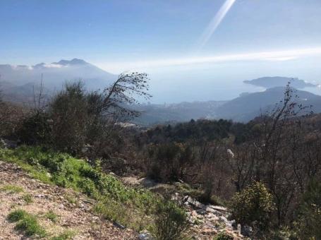 Na prodaju plac od 3133m2 u Lapčićima-Budva sa panoramskim pogledom na more i na Budvansku Rivijeru.