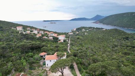 Plac 1,046m2 sa panoramskim pogledom na more u naselju Mirište (Žanjice), Opstina Herceg Novi