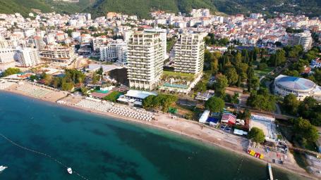 Ekskluzivan jednosoban stan 50.57m² u novom prestižnom kompleksu na prvoj liniji mora, Budva