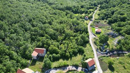 Prodaja, Zemljiste, Cetinje-Plac 35.940m2