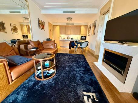 Jednosoban apartman 68 m² sa predivnim pogledom na more u prvom redu – Regent, Porto Montenegro, Tiv