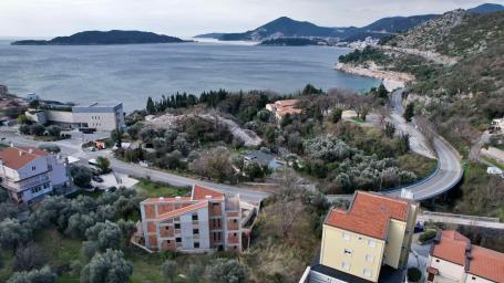 Urbanizovan plac 808 m² sa pogledom na more -Kamenovo, Budva