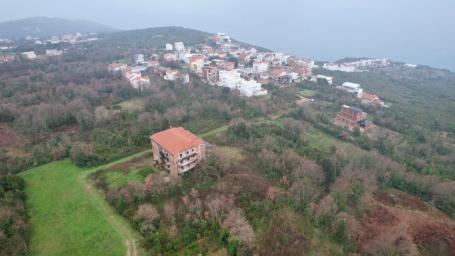 Urbanizovan plac 2500m2 sa pogledom na more- Krimovica, Kotor