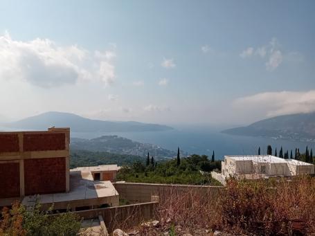 Herceg Novi – Trebesin, urbanizovan plac 1927 m² sa panoramskim pogledom na more