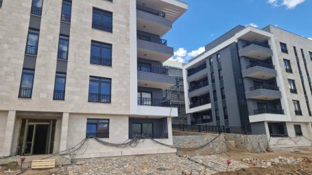 Prodaja – Nov dvosoban stan 52 m² sa gratis terasom u prestižnom GeoMaster kvartu, Gorica, Podgorica