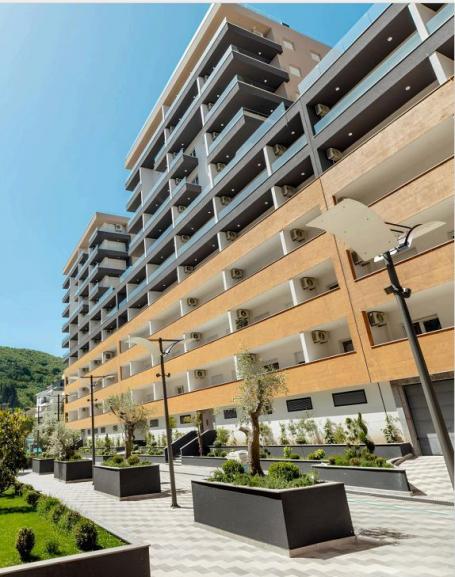 Prodaja modernog poslovnog prostora 412m² – Old Bakery kompleks, Budva
