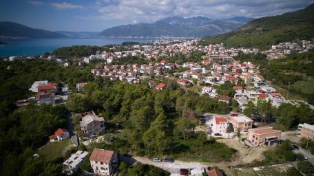 Prodaja zemljista 1.983 m² u Tivtu, Mrčevac – idealno za izgradnju stambenih objekata