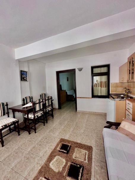 Prodaja jednosobnog stana 75m2 sa pogledom na more-Sveti Stefan, Budva