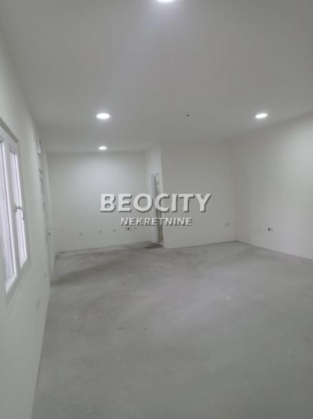 Surčin, Dobanovci, Dobanovački put, 1.5, 600m2, 2500EUR