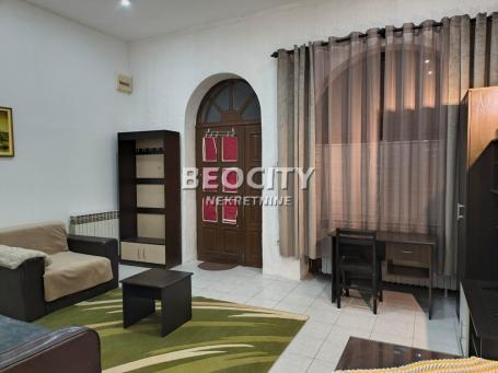 Novi Sad, Centar, Dunavska, 0.5, 30m2, 95000EUR