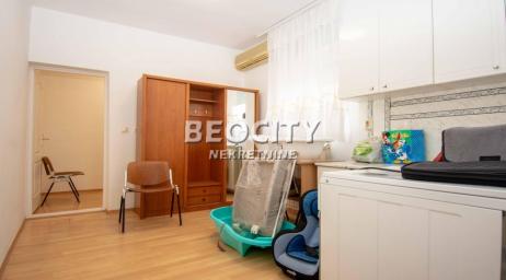 Voždovac, Kumodraž, Mangolija, 1.0, 25m2, 250EUR