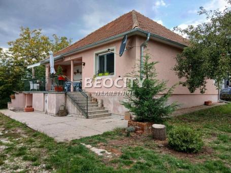 Mladenovac, Koraćica, , 3.0, 122m2, 109900EUR Komletno opremljena kuca