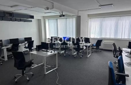 Novi Sad, Bulevar Oslobođenja, Bulevar oslobođenja, 6.0, 256m2, 3500EUR