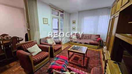 Voždovac, Banjica, Bulevar oslobodjenja, 2.5, 77m2, 600EUR