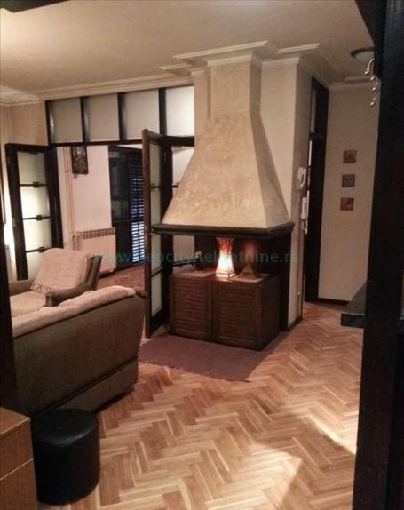 Grocka, Kaluđerica, Zmaj Jovina, 5.0, 400m2, 380000EUR