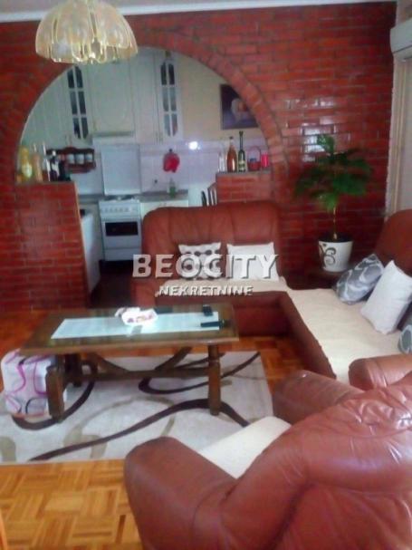 Grocka, Kaluđerica, Braće Stamenković, 5.0, 280m2, 350000EUR