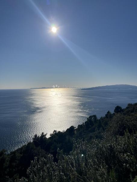 Dingač, prvi red do mora