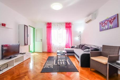Prekrasan stan na manje od 300m od šetnice u Rovinju