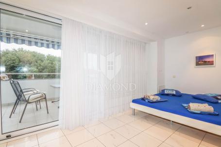Rovinj, apartmanska kuća sa uhodanim poslovanjem